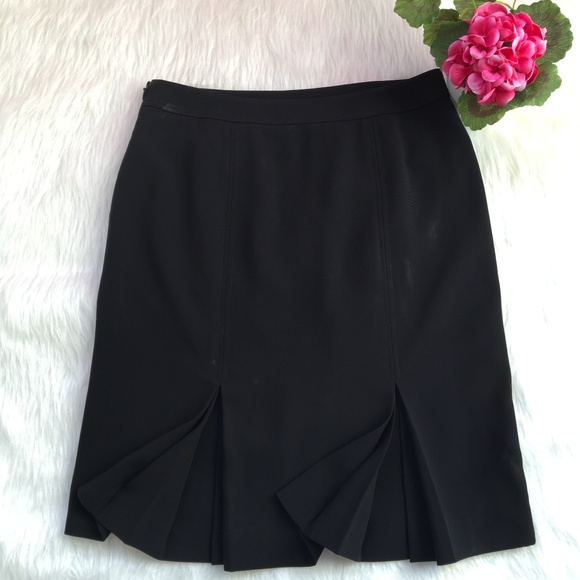 Ann Taylor Dresses & Skirts - Ann Taylor Black Pencil Skirt Size 4P